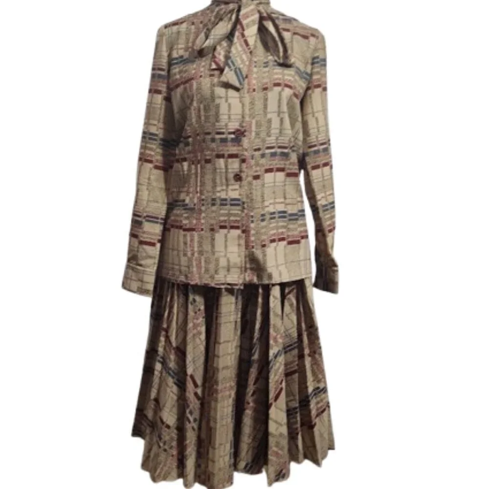 Vintage Frances Henaghan 1970's Skirt and Blouse Women's Size 2